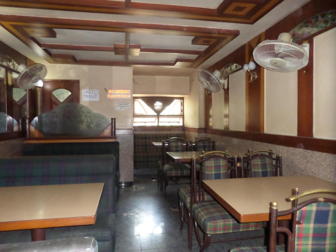 Hotel Padma Nashik Exterior foto